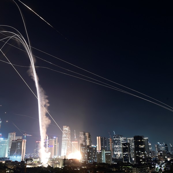 Tensión sin precedentes: Israel ataca a Irán e inicia la mayor escalada militar desde 2020.