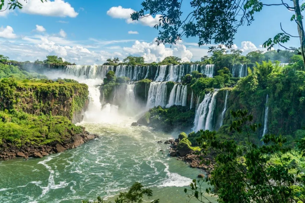 El Gobierno habilitó “microeventos” en el Parque Nacional Iguazú: cómo serán y qué estará prohibido