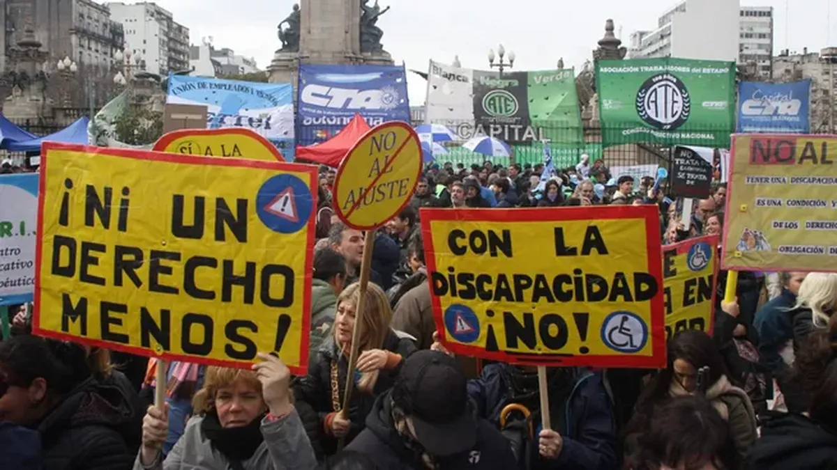 Fallo contra el Gobierno: la Justicia obliga a poner en marcha la Ley de Emergencia en Discapacidad en todo el país