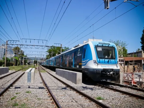 Accidente en Quilmes: dos ramales del Tren Roca operan con recorridos reducidos este jueves