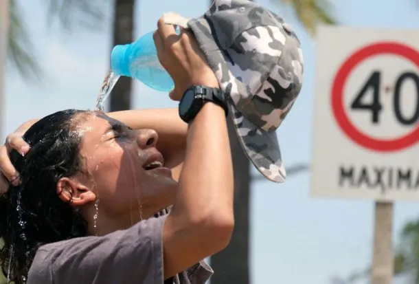 Llega la peor ola de calor a Buenos Aires: se vienen máximas de 40 grados y hay peligro para la salud
