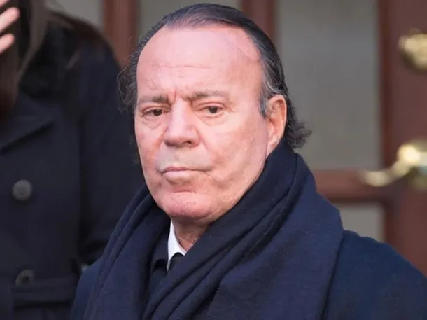 Audios comprometedores y testimonios clave: se agrava la situación judicial de Julio Iglesias