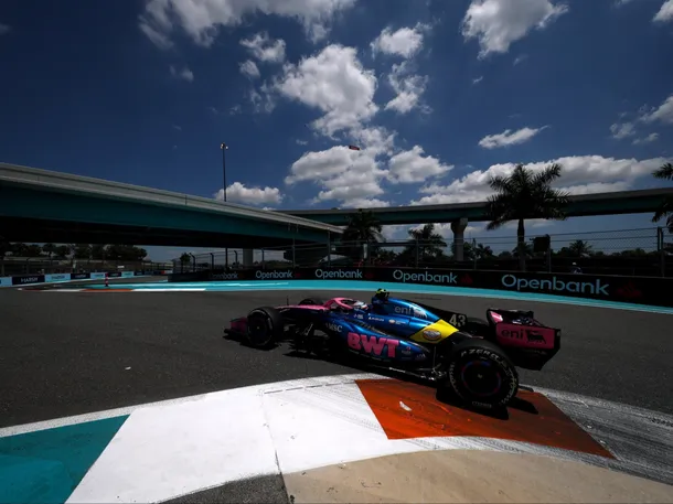 Colapinto ilusiona en Miami: sólido rendimiento y cerca del top 10 en la práctica