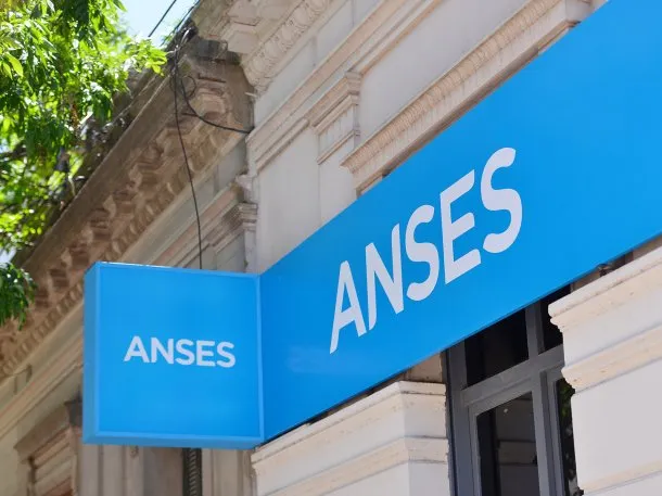 ANSES confirmó el pago del aguinaldo de junio: quiénes cobrarán cerca de $500.000 este mes