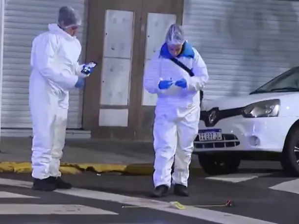 Detuvieron al hermano del hombre asesinado a puñaladas en Balvanera tras analizar cámaras de seguridad