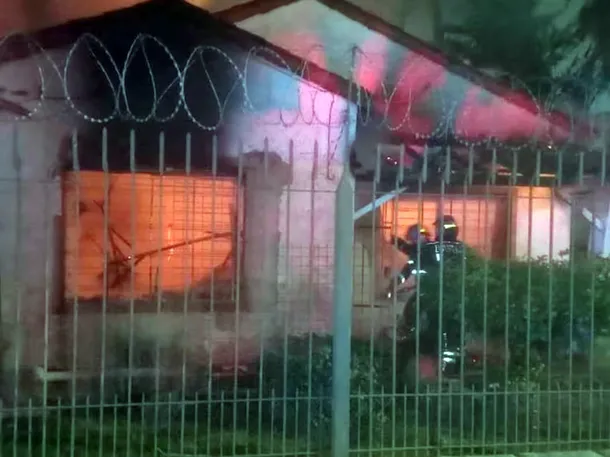 Tragedia en Lomas de Zamora: una mujer murió y tres personas resultaron heridas tras un incendio