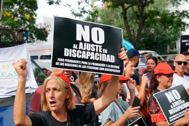 El Gobierno actualizó un 2,1% las prestaciones por discapacidad en agosto