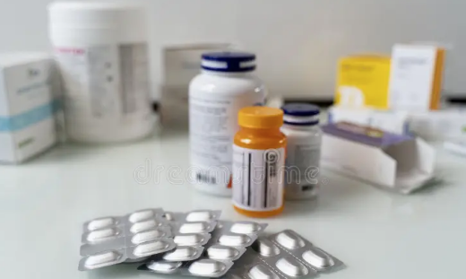 Alerta sanitaria: la ANMAT dio de baja 25 medicamentos por irregularidades en sus registros