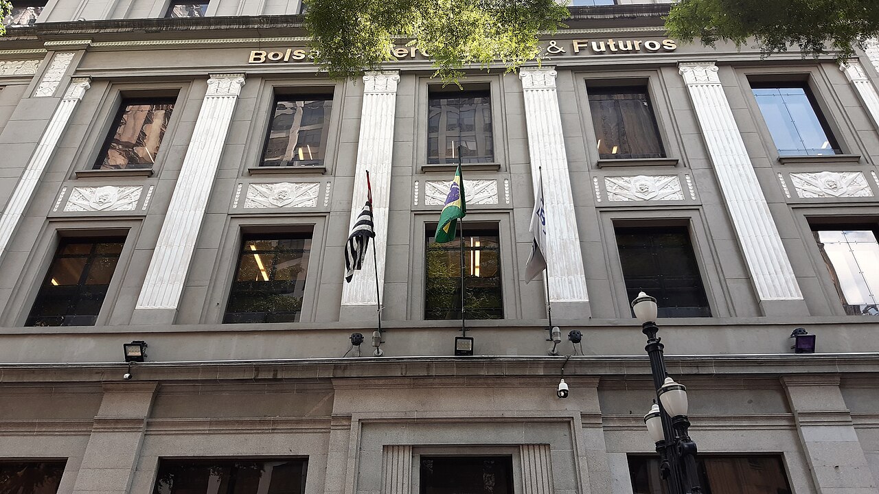 Edificio histórico de la bolsa en el centro de San Pablo