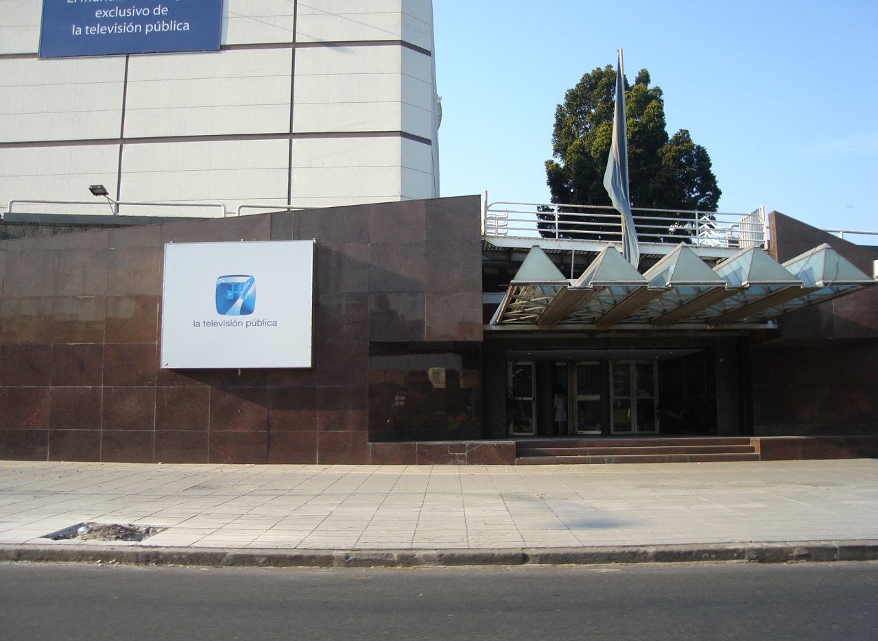Edificio de Canal 7, la televisión pública, en Buenos Aires