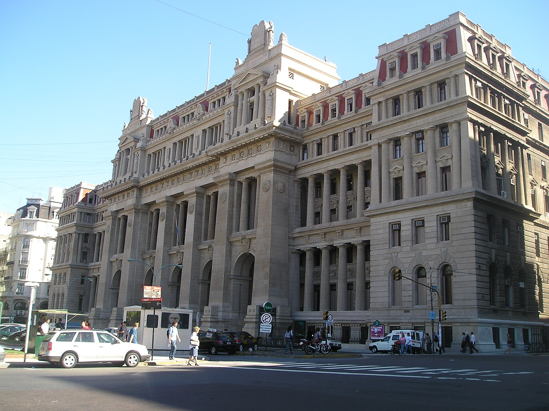 La Justicia suspendió dos artículos de la reforma laboral sobre costas y pago de honorarios